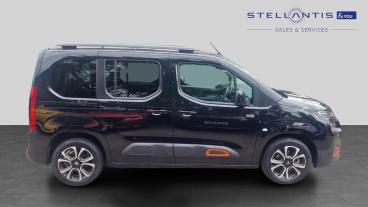 SPOTICAR Citroën Berlingo E-berlingo 50kwh Flair Xtr M Auto 5dr (7.4kw Charger) Used Car - Mpv Electric Black - Romford - 1200620832_2