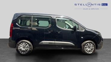 SPOTICAR Citroën Berlingo E-berlingo 52kwh Plus M Auto 5dr (11kw Charger) Used Car - Mpv Electric Black - Romford - 1200621990_2