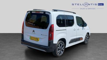 SPOTICAR Citroën Berlingo E-berlingo 50kwh Flair Xtr M Auto 5dr (7.4kw Charger) Used Car - Mpv Electric White - Walton On Thames - 1200626049_3