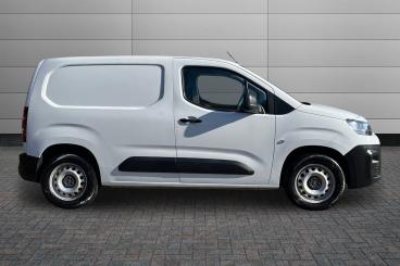 SPOTICAR Citroën Berlingo E-berlingo 800 50kwh Enterprise Edition M Auto Swb 5dr (7.4kw Used Car - Commercial Vehicle Electric White - Peterborough - 1200641281_5