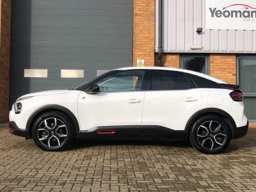 SPOTICAR Citroën C4 E-c4 50kwh Shine Plus Auto 5dr (7.4kw Charger) Used Car - Hatchback Electric White - Fareham - 1200552164_3