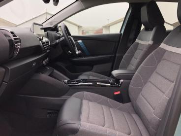 SPOTICAR Citroën C4 E-c4 50kwh C-series Edition Auto 5dr (7.4kw Charger) Used Car - Hatchback Electric Blue - Harrogate - 1200554334_3