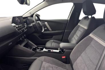 SPOTICAR Citroën C4 E-c4 50kwh E-series Auto 5dr (7.4kw Charger) Used Car - Hatchback Electric White - Peterborough - 1200557190_2