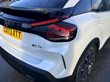 SPOTICAR Citroën C4 E-c4 50kwh Shine Plus Auto 5dr (7.4kw Charger) Used Car - Hatchback Electric White - Wakefield - 1200557585_5