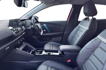 SPOTICAR Citroën C4 E-c4 50kwh Shine Plus Auto 5dr (7.4kw Charger) Used Car - Hatchback Electric Red - Peterborough - 1200569003_2