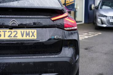SPOTICAR Citroën C4 E-c4 50kwh C-series Edition Auto 5dr (7.4kw Charger) Used Car - Hatchback Electric Black - Leamington - 1200570027_5