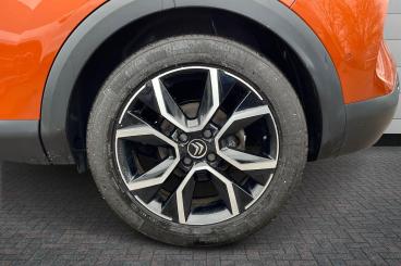 SPOTICAR Citroën C4 E-c4 50kwh Shine Plus Auto 5dr (7.4kw Charger) Used Car - Hatchback Electric Brown - Peterborough - 1200576013_5