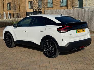 SPOTICAR Citroën C4 E-c4 50kwh Shine Plus Auto 5dr (7.4kw Charger) Used Car - Hatchback Electric White - Maidstone - 1200584839_3