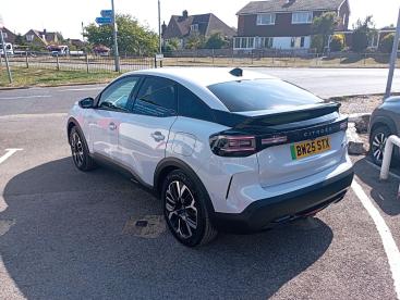 SPOTICAR Citroën C4 E-c4 Extended Range 54kwh Max Auto 5dr (11kw Charger) Used Car - Hatchback Electric White - Eastbourne - 1200618267_5