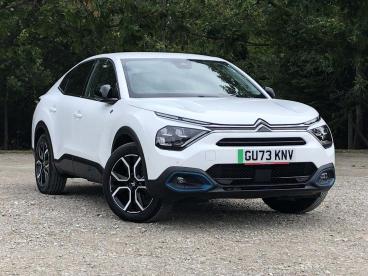 SPOTICAR Citroën C4 X E-c4 X 50kwh Shine Plus Fastback Auto 4dr (7.4kw Charger) Used Car - Suv Electric White - Harrogate - 1200526282_1