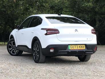 SPOTICAR Citroën C4 X E-c4 X 50kwh Shine Plus Fastback Auto 4dr (7.4kw Charger) Used Car - Suv Electric White - Harrogate - 1200526282_3