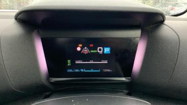 SPOTICAR Citroën C4 X E-c4 X 50kwh E-series Fastback Auto 4dr (7.4kw Charger) Used Car - Suv Electric Black - Redditch - 1200553750_4