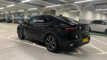 SPOTICAR Citroën C4 X E-c4 X 50kwh Shine Fastback Auto 4dr (7.4kw Charger) Used Car - Suv Electric Black - West London - 1200563038_5