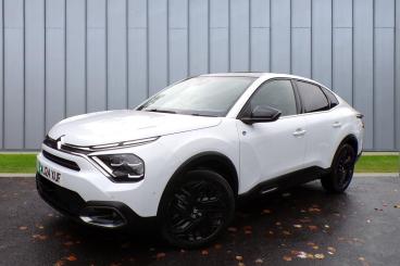 SPOTICAR Citroën C4 X E-c4 X 50kwh E-series Fastback Auto 4dr (7.4kw Charger) Used Car - Suv Electric White - Taunton - 1200566934_3