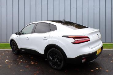SPOTICAR Citroën C4 X E-c4 X 50kwh E-series Fastback Auto 4dr (7.4kw Charger) Used Car - Suv Electric White - Taunton - 1200566934_4