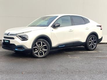 SPOTICAR Citroën C4 X E-c4 X 50kwh Shine Fastback Auto 4dr (7.4kw Charger) Used Car - Suv Electric White - Blackburn - 1200573724_4