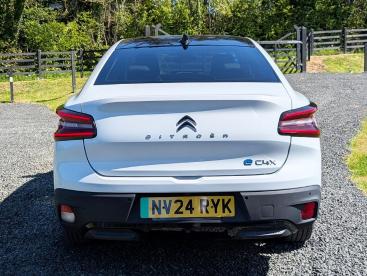 SPOTICAR Citroën C4 X E-c4 X 50kwh E-series Fastback Auto 4dr (7.4kw Charger) Used Car - Suv Electric White - County Antrim - 1200599804_5