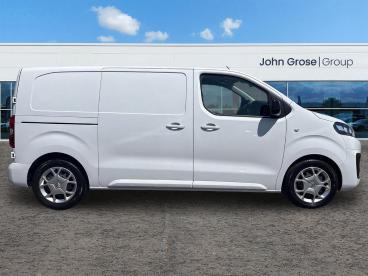 SPOTICAR Citroën Dispatch E-dispatch E 1000 75 Kwh Driver Edition M Auto Mwb 6dr (7.4kw Used Car - Commercial Vehicle Electric White - Ipswich - 100624950_2