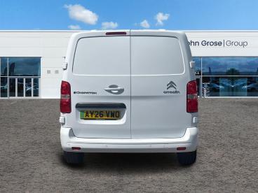 SPOTICAR Citroën Dispatch E-dispatch E 1000 75 Kwh Driver Edition M Auto Mwb 6dr (7.4kw Used Car - Commercial Vehicle Electric White - Ipswich - 100624950_4