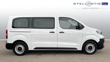 SPOTICAR Citroën Spacetourer E-spacetourer 49kwh You! Auto Mwb 5dr (7.4kw Charger) Used Car - Commercial Vehicle Electric White - Salford - 1200575953_2