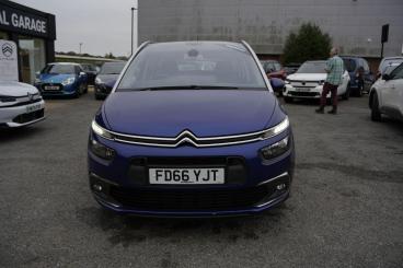 SPOTICAR Citroën C4 Grand Picasso Grand C4 Picasso 1.6 Bluehdi Feel Euro 6 (s/s) 5dr Used Car - Mpv Diesel Blue - Newport - 1200545924_2