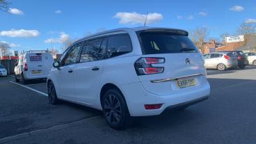 SPOTICAR Citroën C4 Grand Picasso Grand C4 Picasso 1.6 Bluehdi Flair Eat6 Euro 6 (s/s) 5dr Used Car - Mpv Diesel White - Walton On Thames - 1200573898_5