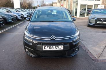 SPOTICAR Citroën C4 Grand Spacetourer Grand C4 Spacetourer 1.2 Puretech Touch Edition Euro 6 (s/s) 5dr Used Car - Mpv Petrol Black - Near Chipping Sodbury - 1200540829_2