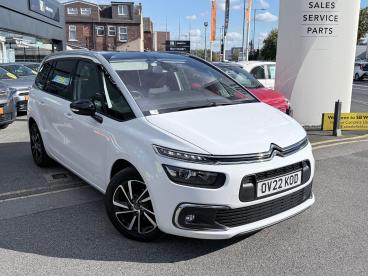 SPOTICAR Citroën C4 Grand Spacetourer Grand C4 Spacetourer 1.5 Bluehdi Shine Euro 6 (s/s) 5dr Used Car - Mpv Diesel White - Wakefield - 1200545660_1