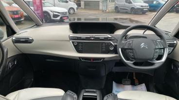 SPOTICAR Citroën C4 Grand Spacetourer Grand C4 Spacetourer 1.2 Puretech Flair Plus Eat8 Euro 6 (s/s) 5dr Used Car - Mpv Petrol Gold - Romford - 1200566502_5