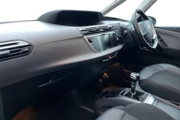 SPOTICAR Citroën C4 Grand Spacetourer Grand C4 Spacetourer 1.2 Puretech Sense Euro 6 (s/s) 5dr Used Car - Mpv Petrol Black - Basildon - 1200570379_2