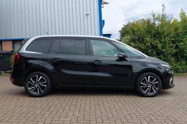 SPOTICAR Citroën C4 Grand Spacetourer Grand C4 Spacetourer 1.2 Puretech Sense Euro 6 (s/s) 5dr Used Car - Mpv Petrol Black - Fareham - 1200602020_2