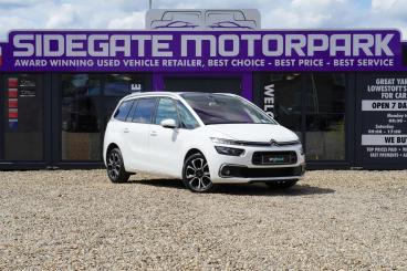 SPOTICAR Citroën C4 Grand Spacetourer Grand C4 Spacetourer 1.5 Bluehdi Feel Plus Eat8 Euro 6 (s/s) 5dr Used Car - Mpv Diesel White - Great Yarmouth - 1200604850_1