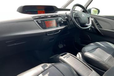 SPOTICAR Citroën C4 Grand Spacetourer Grand C4 Spacetourer 1.2 Puretech Sense Eat8 Euro 6 (s/s) 5dr Used Car - Mpv Petrol White - Basildon - 1200607359_2