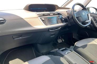 SPOTICAR Citroën C4 Grand Spacetourer Grand C4 Spacetourer 1.5 Bluehdi Flair Eat8 Euro 6 (s/s) 5dr Used Car - Mpv Diesel Black - Basildon - 1200614361_2