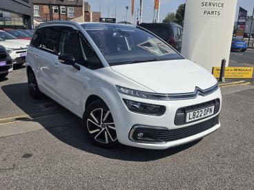 SPOTICAR Citroën C4 Grand Spacetourer Grand C4 Spacetourer 1.2 Puretech Sense Eat8 Euro 6 (s/s) 5dr Used Car - Mpv Petrol White - Wakefield - 1200619106_1