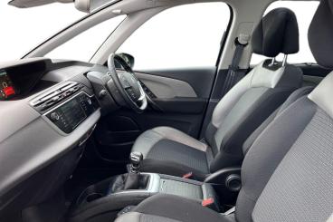SPOTICAR Citroën C4 Grand Spacetourer Grand C4 Spacetourer 1.5 Bluehdi Flair Plus Euro 6 (s/s) 5dr Used Car - Mpv Diesel Black - Peterborough - 1200624378_2