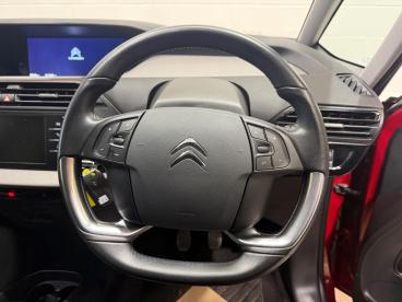 SPOTICAR Citroën C4 Grand Spacetourer Grand C4 Spacetourer 1.2 Puretech Live Euro 6 (s/s) 5dr Used Car - Mpv Petrol Red - Carlisle - 1200640342_3