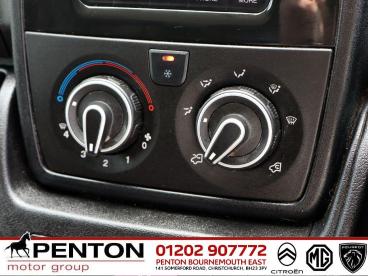 SPOTICAR Citroën Relay 2.0 Bluehdi 35 Enterprise L3 High Roof Euro 6 5dr Used Car - Commercial Vehicle Diesel Silver - Christchurch - 1200534549_2