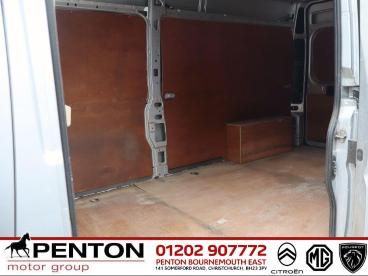 SPOTICAR Citroën Relay 2.0 Bluehdi 35 Enterprise L3 High Roof Euro 6 5dr Used Car - Commercial Vehicle Diesel Silver - Christchurch - 1200534549_5
