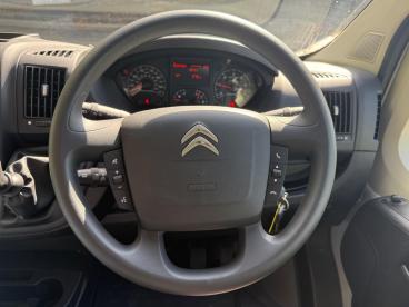 SPOTICAR Citroën Relay 2.2 Bluehdi 35 Enterprise Edition L3 High Roof Eur Used Car - Commercial Vehicle Diesel White - Carlisle - 1200541277_4