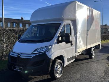 SPOTICAR Citroën Relay 2.2 Bluehdi 35 Enterprise Edition Ready To Run Lut Used Car - Commercial Vehicle Diesel White - Croxdale - 1200545458_4