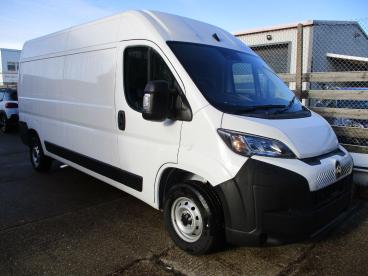SPOTICAR Citroën Relay 2.2 Bluehdi 35 Enterprise L3 H2 Euro 6 (s/s) 5dr Used Car - Commercial Vehicle Diesel White - Colchester - 1200555765_1