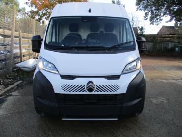 SPOTICAR Citroën Relay 2.2 Bluehdi 35 Enterprise L3 H2 Euro 6 (s/s) 5dr Used Car - Commercial Vehicle Diesel White - Colchester - 1200555765_2