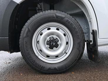 SPOTICAR Citroën Relay 2.2 Bluehdi 35 Enterprise Ready To Run Crew Van L3 Used Car - Commercial Vehicle Diesel White - Telford - 1200564354_5