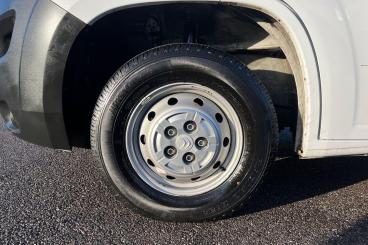 SPOTICAR Citroën Relay 2.2 Bluehdi 35 Enterprise Edition L3 Extra High Ro Used Car - Commercial Vehicle Diesel White - Basildon - 1200579558_5