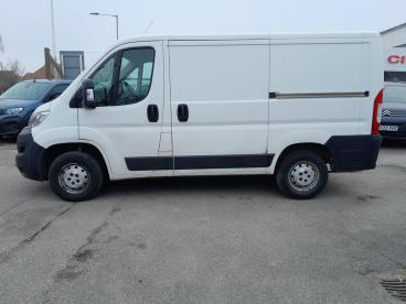 SPOTICAR Citroën Relay 2.2 Bluehdi 33 Enterprise L1 Euro 6 (s/s) 5dr Used Car - Commercial Vehicle Diesel White - Colchester - 1200583274_5