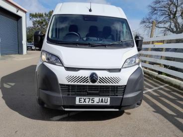 SPOTICAR Citroën Relay 2.2 Bluehdi 35 Enterprise L3 H2 Euro 6 (s/s) 5dr Used Car - Commercial Vehicle Diesel White - Colchester - 1200589627_2