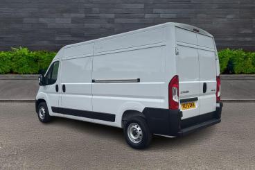 SPOTICAR Citroën Relay 2.2 Bluehdi 35 Enterprise L3 H2 Euro 6 (s/s) 5dr Used Car - Commercial Vehicle Diesel White - Telford - 1200602271_5