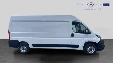 SPOTICAR Citroën Relay 2.2 Bluehdi 35 Enterprise L3 H2 Euro 6 (s/s) 5dr Used Car - Commercial Vehicle Diesel White - Salford - 1200606511_2