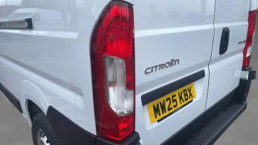 SPOTICAR Citroën Relay 2.2 Bluehdi 35 Enterprise L3 H2 Euro 6 (s/s) 5dr Used Car - Commercial Vehicle Diesel White - Salford - 1200606511_5